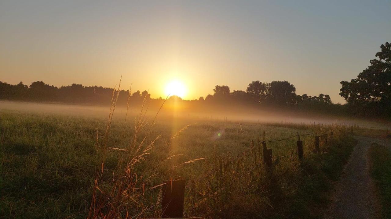 Helle Ferienwohnung In Nettetal Bei Venlo Luaran gambar